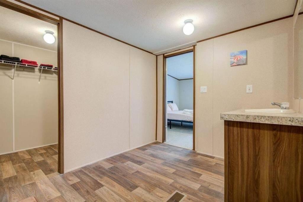 Seaside Serenity - Holiday Home Sleeps 10 Дікінсон Екстер'єр фото